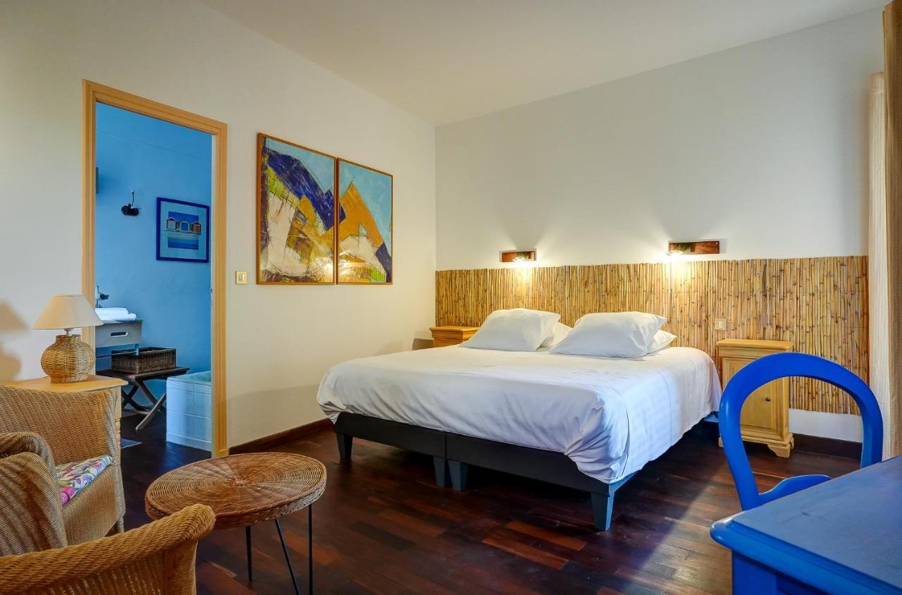 La Chaumiere, Demeure D'Hotes Lauris Экстерьер фото