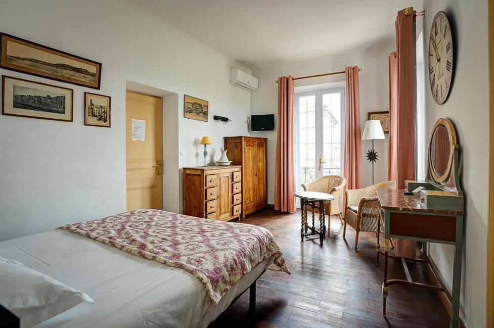 La Chaumiere, Demeure D'Hotes Lauris Экстерьер фото